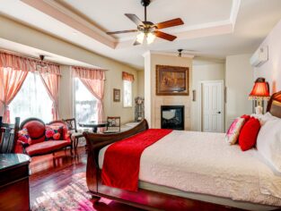 Garden Rooms, The River Belle Inn