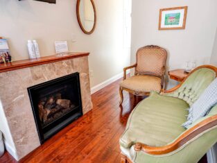 Garden Rooms, The River Belle Inn