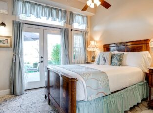 River View Rooms, The River Belle Inn