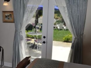 River View Rooms, The River Belle Inn